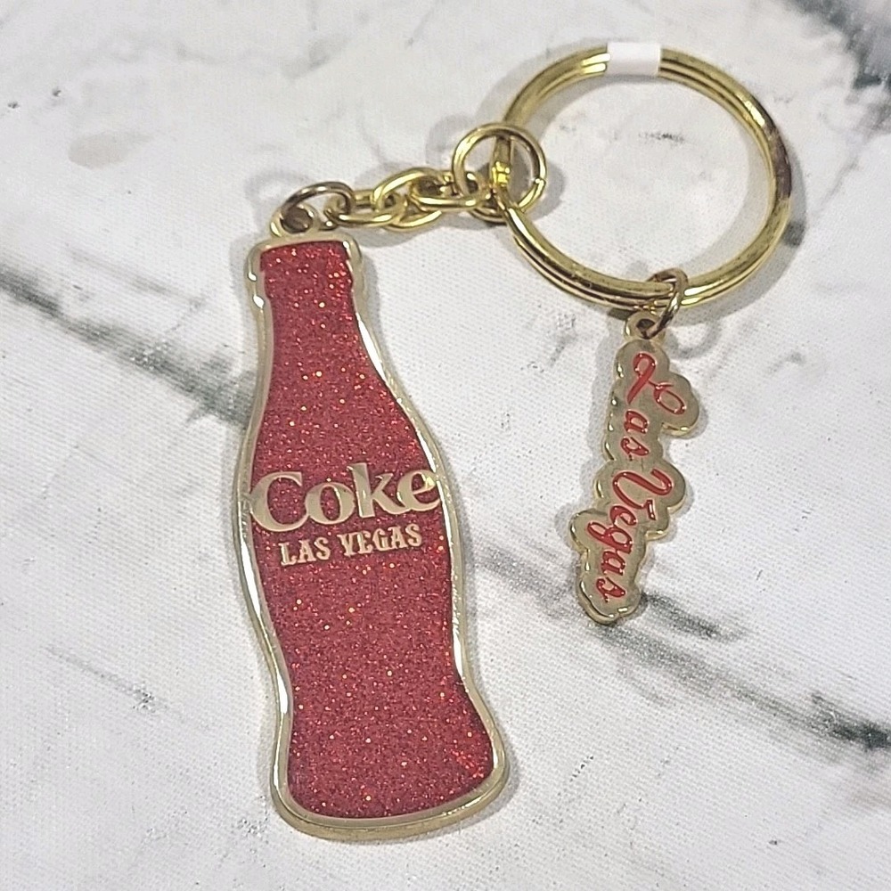 Coca‎ Cola Soda Bottle Las Vegas Keychain Red Glitter Travel Souvenir